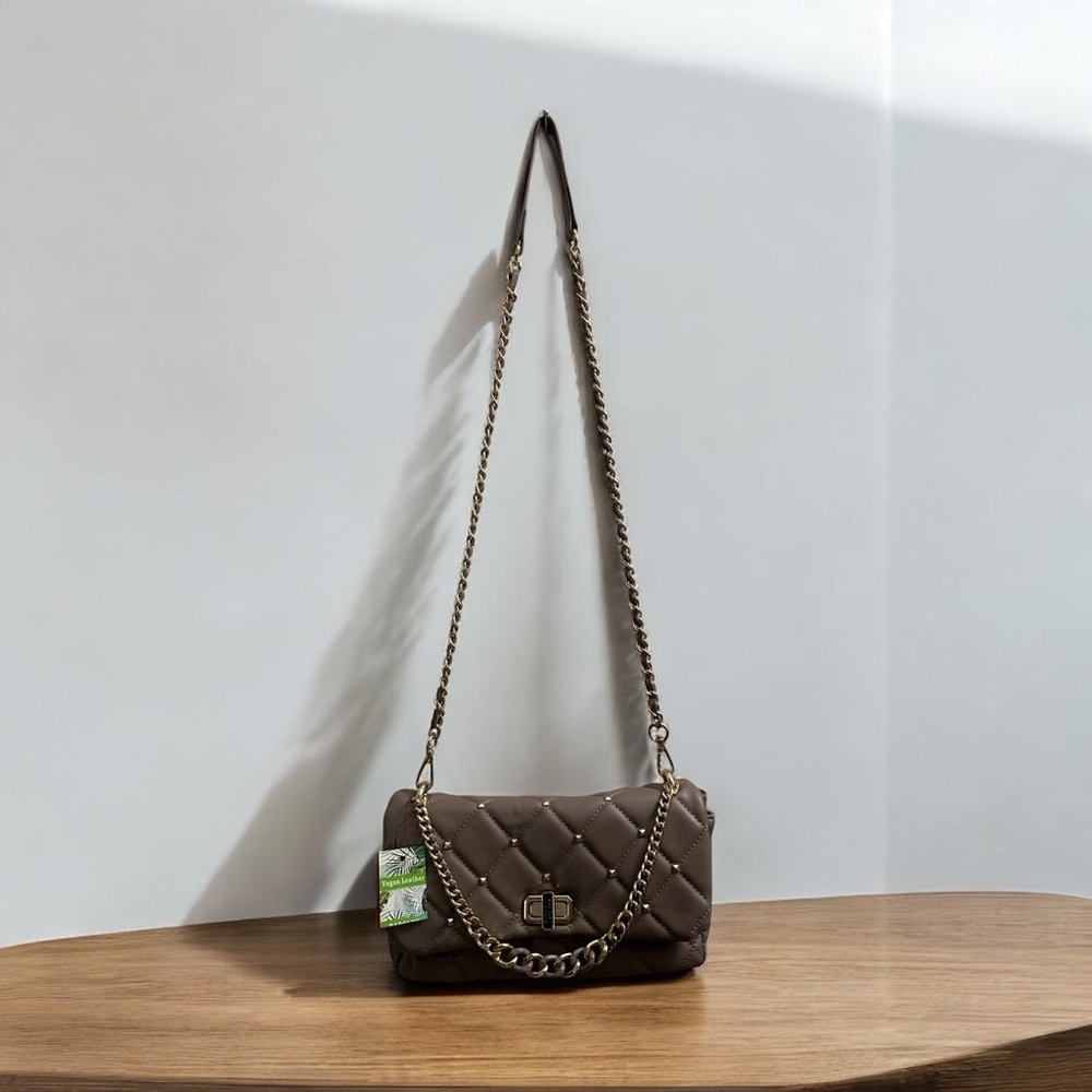 Badgley Mischka Diamond Quilted & Studs 2 Way crossbody/shoulder Bag Taupe NWT